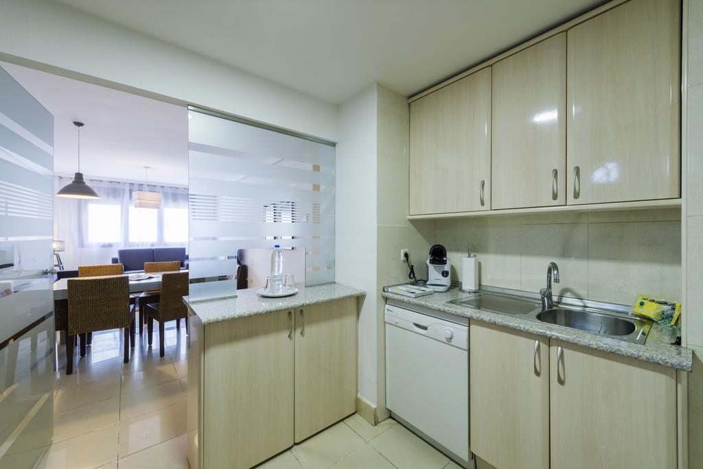 Ferienwohnung Wootravelling Plaza De Oriente Homtels Madrid Zimmer foto